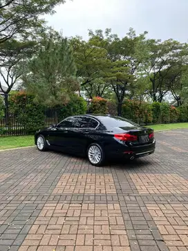 BMW 530i 2020 Bensin