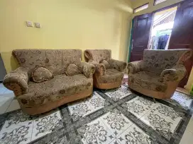 Sofa Murah bisa nego jual cepat 3 Set