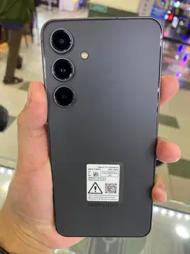Second SAMSUNG S24 Fe 8/256GB