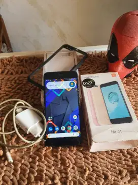 Mi A1 AndroidOne RAM 4/64Gb Hitam Mulus Fullset