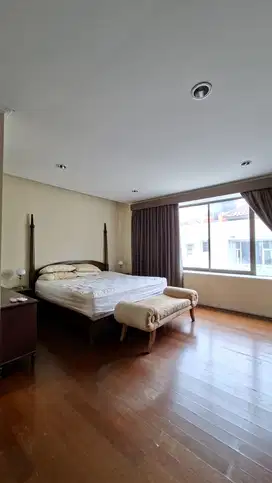 Dijual Rumah Town house Cantik  Benda atas  Kemang