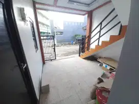 Kost Putri Mahkota Regency Ter Dekat Sebrang Kampus Unsika Karawang