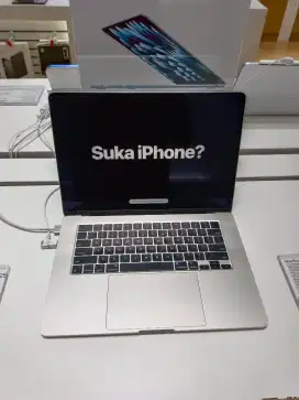 Macbook Air M3 15 inci. Bisa cicilan banyak promo. Digiplus DP Mall