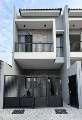 Rumah Baru Minimalis 2 Lantai, Perum Nirwana, Surabaya