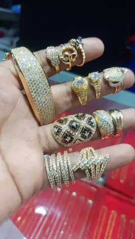 Terima jual beli emas logam mulia dan berlian dengan harga tertinggi