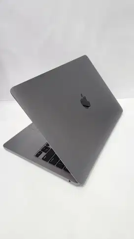 Macbook Pro m1 13 inch 8/512 Gray