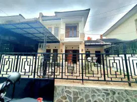 Disewakan rumah 2 lantai istimewa area Condongcatur