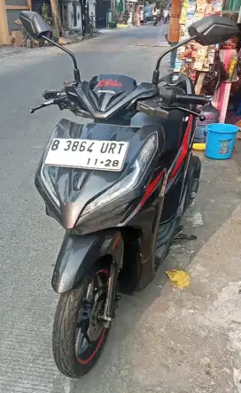Di jual motor Honda vario cbs ISS