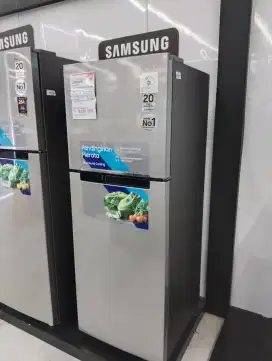SAMSUNG FRIDGE 2D RT22FARBDSA/SE
Kulkas 2 Pintu