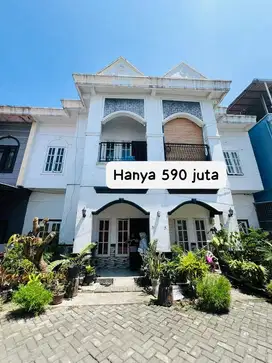 RUMAH 2,5 LANTAI CUMA 590 JUTA DI RINGROAD