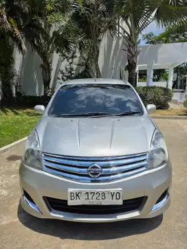 Nissan Grand Livina XV 1.5 AT 2013