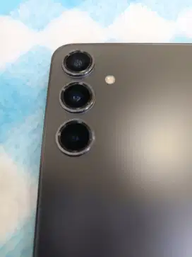Samsung Galaxy S24 plus