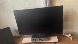 Monitor LG 22 inch
