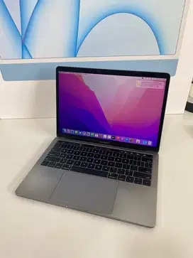 MACBOOK PRO 2019 toucbar ram 8GB SSD 128GB