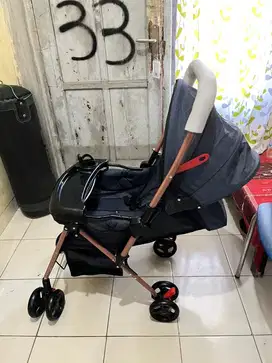 Stroler bayi lipat 2 arah