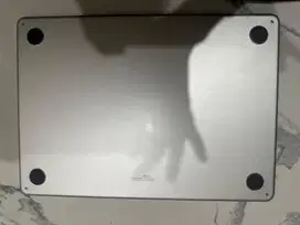MACBOOK M3 512MB 16GB. Baru 5 bulan pemakaian