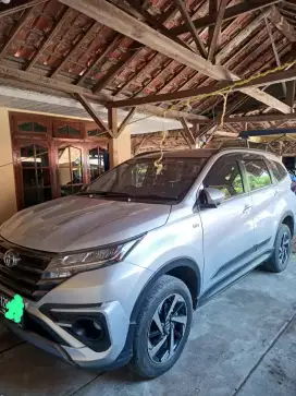 Rush GR Sport tipe tertinggi manual tahun 2022
KM 27612.