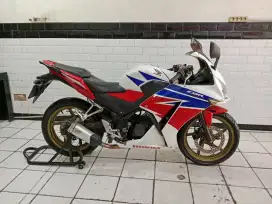 Cbr150r 2014 lengkap bagus