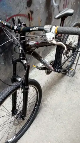 Sepeda gunung specialized