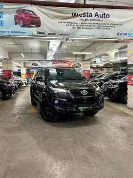 Kick Sensor Toyota Fortuner VRZ 2.4 TRD AT Diesel 2020 Like New 2021