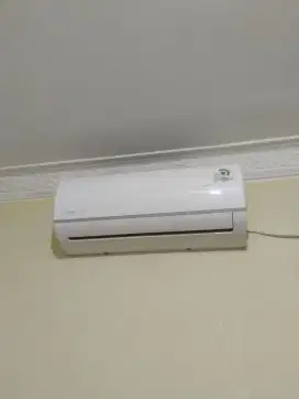 Ac Midea 1/2 PK