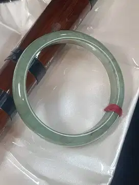 Type A VERY ICY GREEN Burma Jade Bangle 100% Genuine
