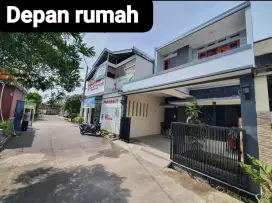 Di sewakan rumah 2 lantai