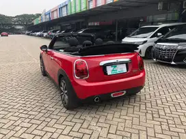 Mini Convertible 2019 Bensin
