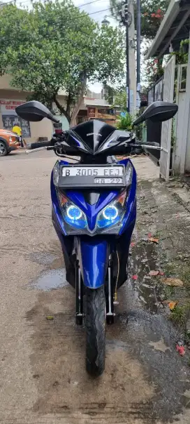 VARIO KZR 125 ISS 2014