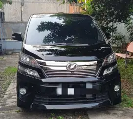 Toyota Vellfire ZG 2013 hitam