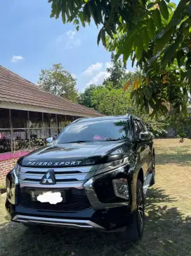 Dijual PAJERO SPORT DAKAR 2021AT kondisi istimewa