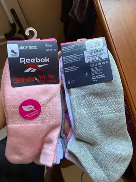kaos kaki reebok btari angkle socks