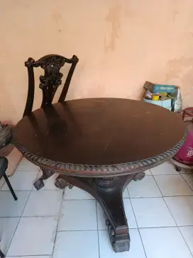 Dijual meja makan bundar jati