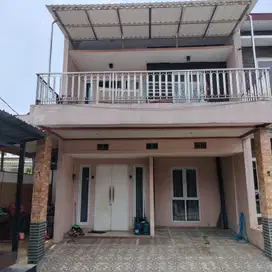Jual Rumah dalam Town House di bungur Harjamukti dekat LRT