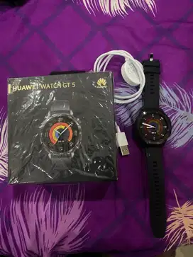 Huawei Watch GT 5 - Garansi sampe Juli 2026 Fullset