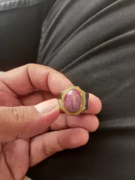 Batu Permata Ruby