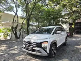 KM 17.000 Hyundai Stargazer X 1.5 Prime AT 2023 ASTINA MOBIL Xpander