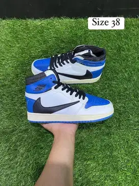 Nike Aj1 mid size 36-39