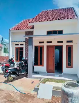 rumah baru 5 menit ke stasiun surat SHM