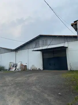 Disewakan Gudang Siap Pakai di Kopo Sayati