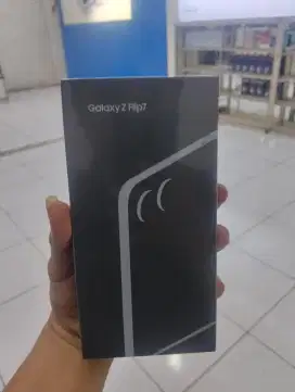 SAMSUNG Z FLIP 7 12/512 GREEN