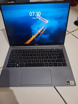 Advan workpro i5 8/512Gb stylish