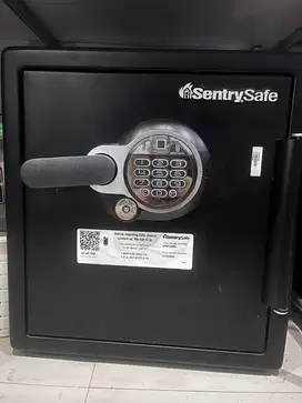 Brangkas sentry safe second jarang dipakai