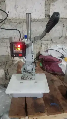 Alat embos digital