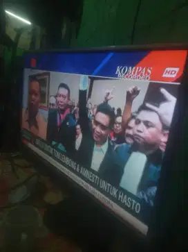 Tv led lg 32 inchi siap pakai