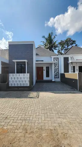 RUMAH SIAP HUNI DALAM CLUSTER