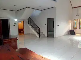 Disewakan Rumah Pertahun Luas Di Cilandak