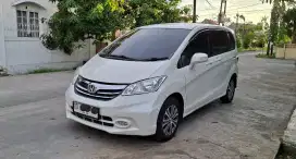Freed PSD 2012 mulus terawat