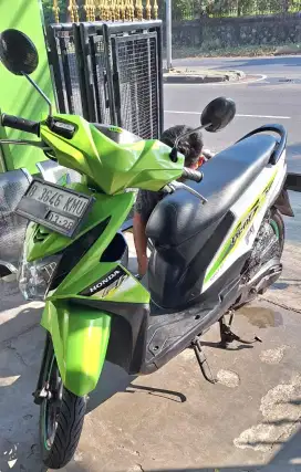 Honda Beat 2013 Second glowing