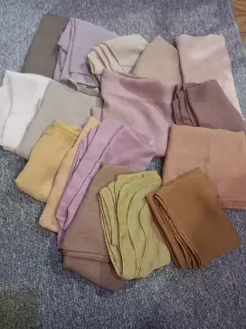 Sale 16 pcs hijab polos netral segiempat jilbab cewek muslimah new